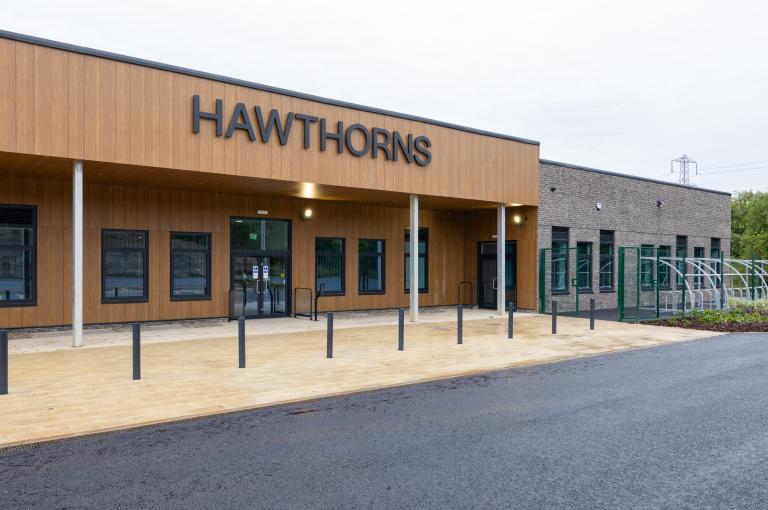 The main entrance to Hawthorns Primary School.