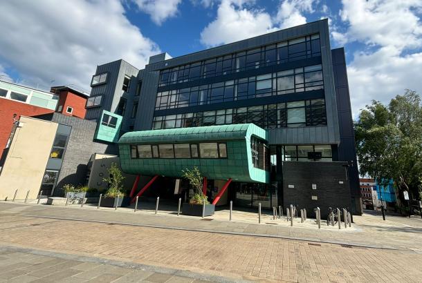 Recladding University of Sheffield’s ICOSS building with new non-combustible anodized aluminium panels