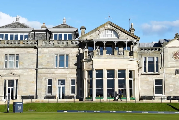 Royal & Ancient Golf Club of St Andrews' Clubhouse